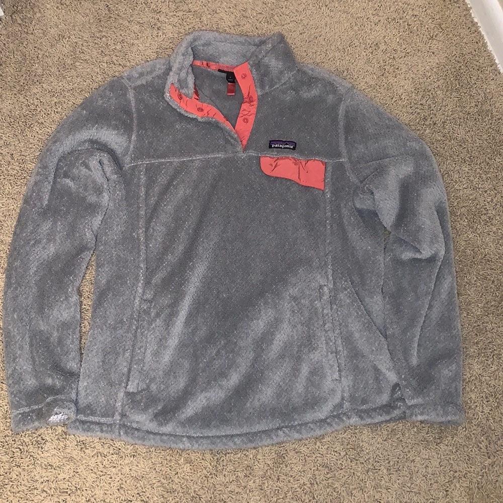 Patagonia Women's Re-Tool Snap-T Fleece Pullover Gray and pink large